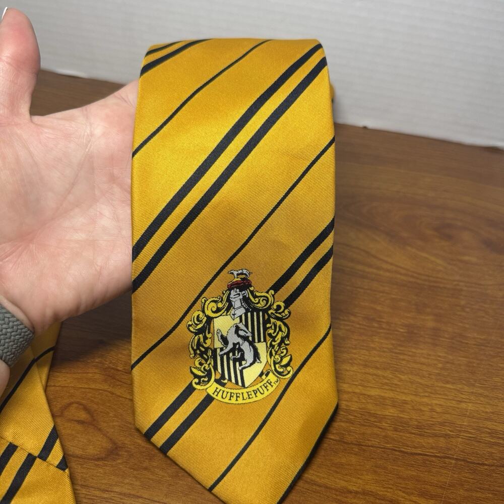 Hufflepuff Tie Harry Potter Wizard Fancy Dress Up Halloween Costume Accessory - Picture 5 of 5